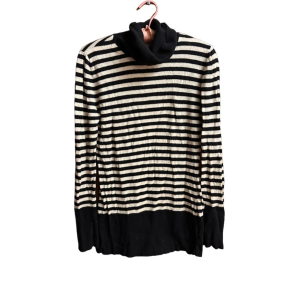 Aeropostale Cozy Supersoft Black and White Stripped Turtleneck Large
